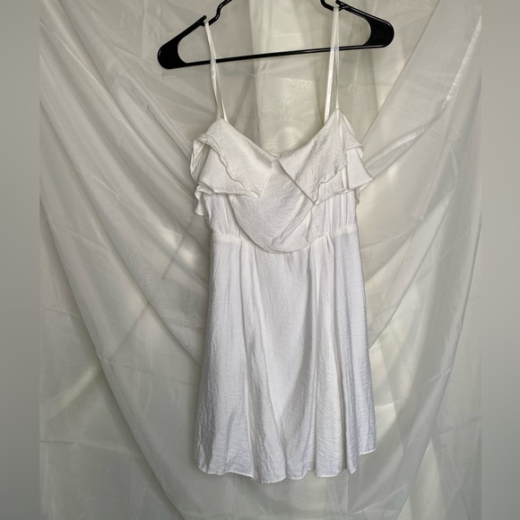 BCBGeneration Strapless Cotton Cutout Dress Flowy Open Back Size 2 - Picture 4 of 7